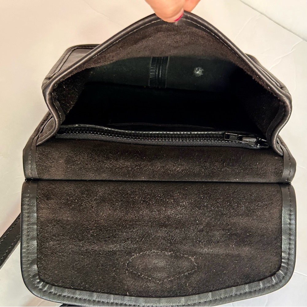 Jack George’s Vintage Black Leather Crossbody Bag - Picture 10 of 16